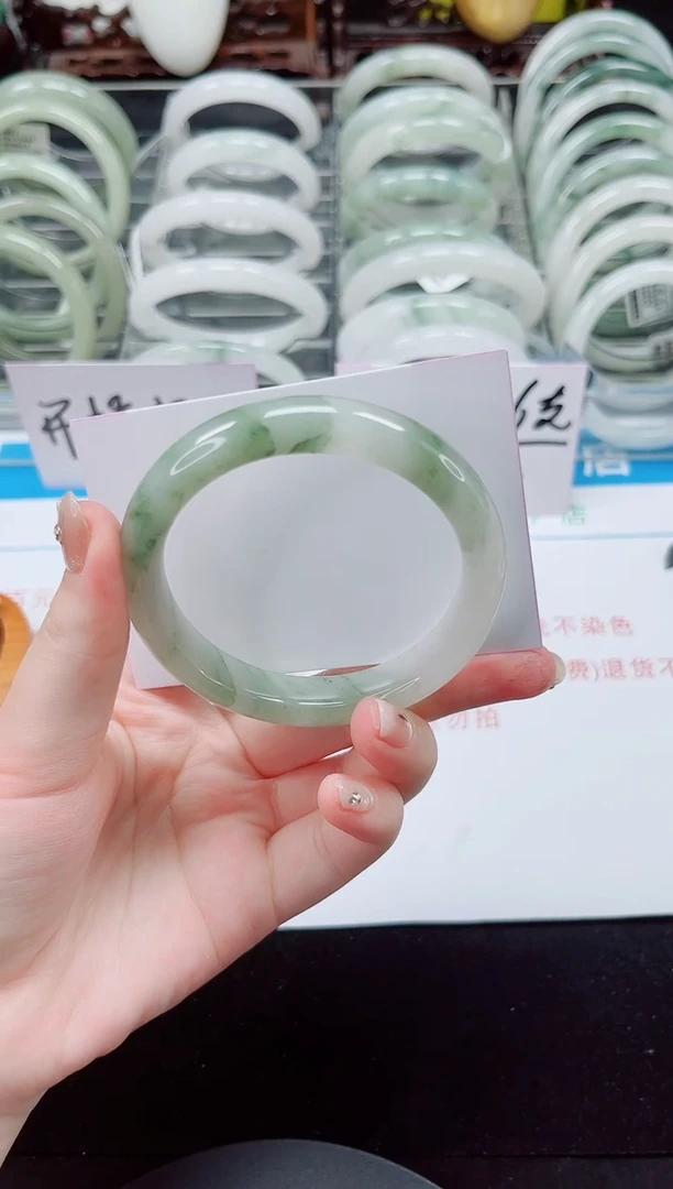 未镶嵌手镯石英质玉21-55/56