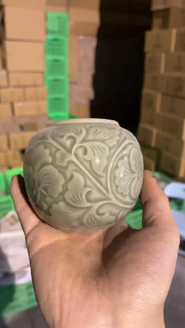 【闪购商品】瓷瑕疵牡丹无盖罐1个