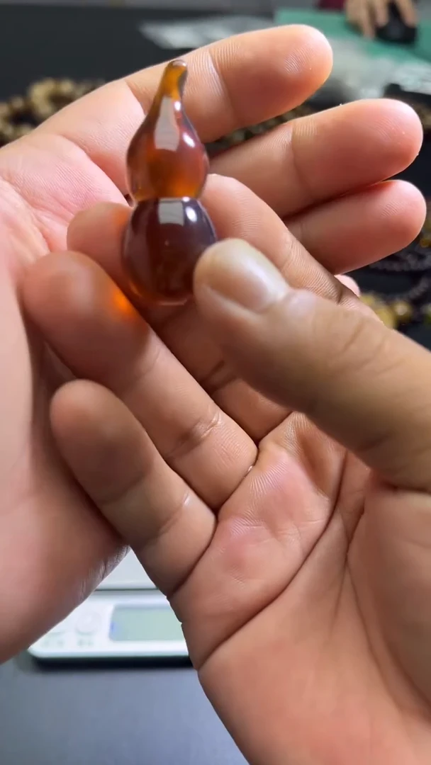 裸石琥珀未镶嵌62