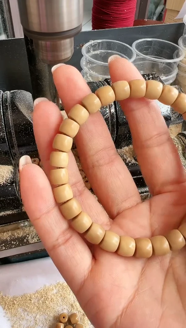 菩提根/象牙果吊坠龙脊卡8直切单圈8年老料子