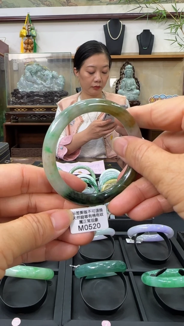 翡翠手镯未镶嵌圆条53 M0520需包容