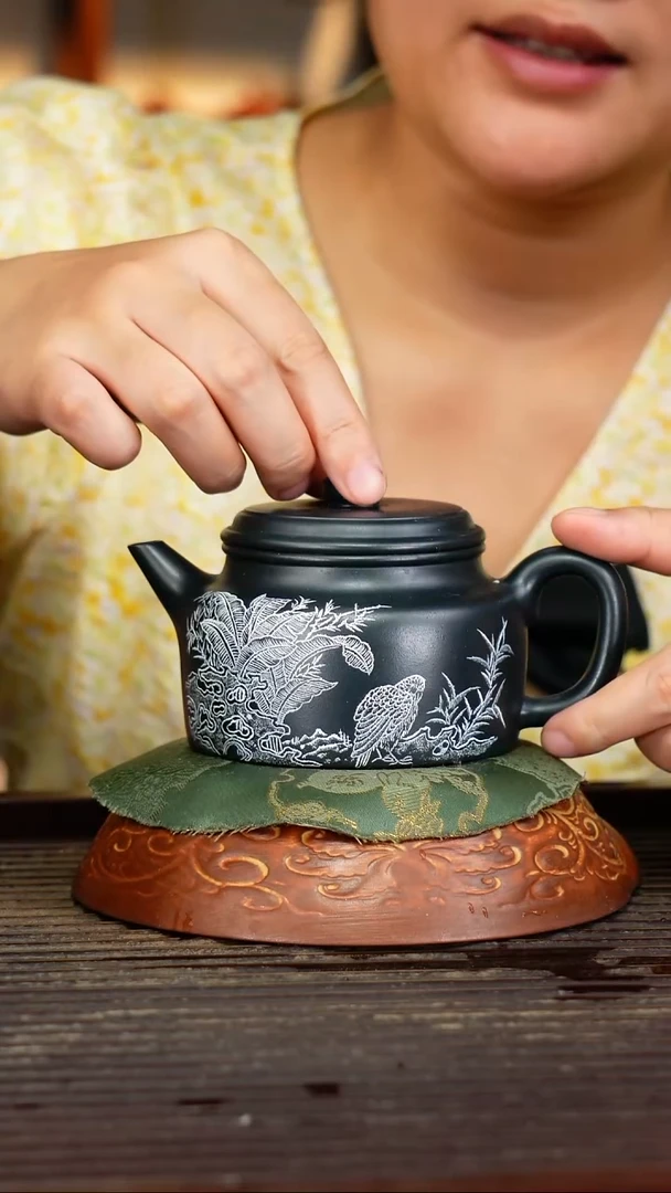 宜兴原矿紫砂壶茶壶宜兴原矿紫砂壶茶壶250C