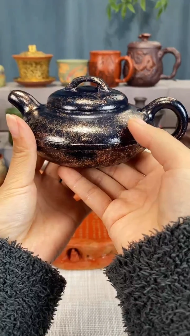 宜兴原矿紫砂闪购紫砂壶