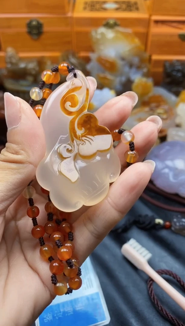 未镶嵌挂件玛瑙/玉髓初**.ll