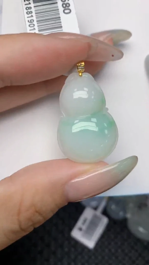 翡翠18K金镶嵌颈饰天然翡翠a货