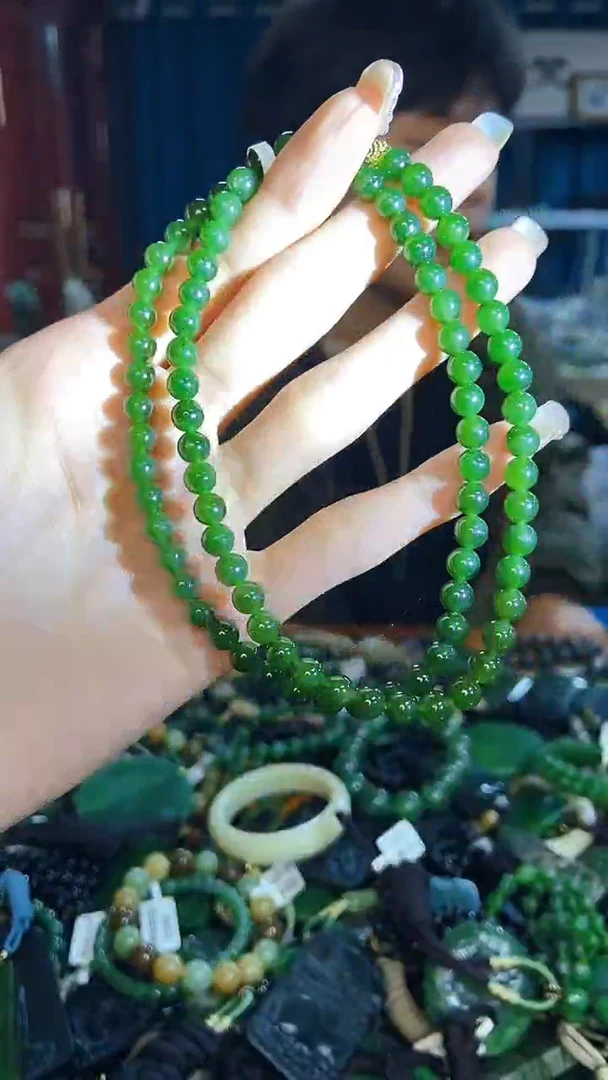 未镶嵌和田玉挂件1