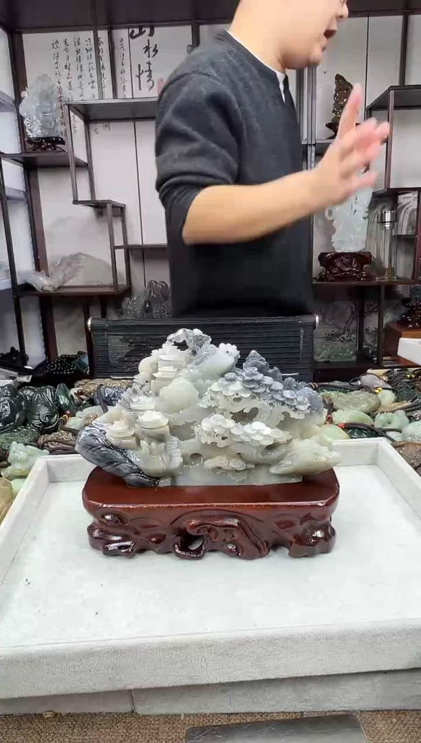 未镶嵌和田玉摆件1