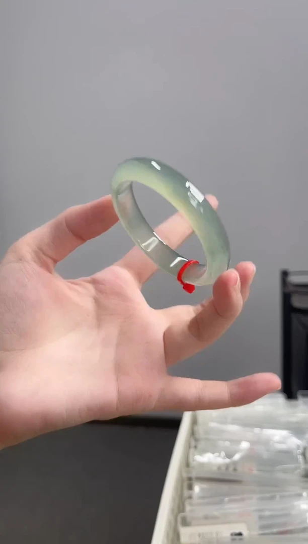 手镯玛瑙/玉髓未镶嵌52-53正圈