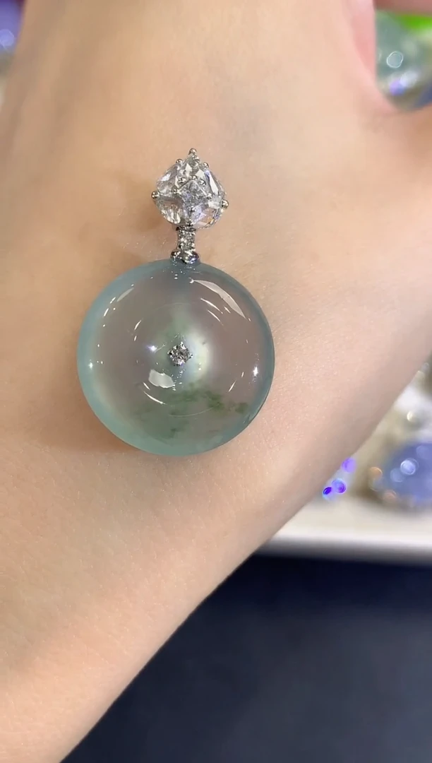 吊坠(不含链)18K金镶嵌翡翠a183