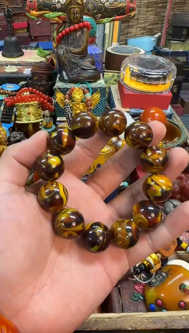 【闪购商品】蜜蜡裸石未镶嵌推荐好物如图所示