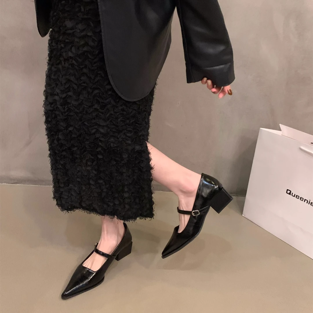 法式气质中高跟黑色尖头单鞋女鞋子2025新款春秋季玛丽珍晚晚鞋