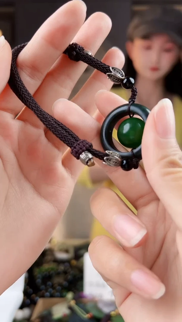 颈饰未镶嵌和田玉拍一发一，多样性发货