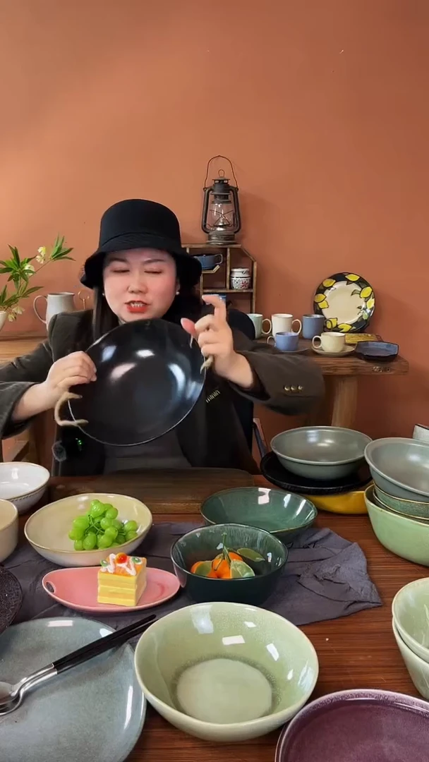 【闪购商品】碗辣039  陶瓷黑色麻绳盘子一个微瑕