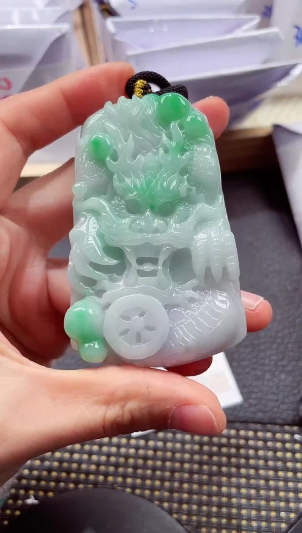 颈饰未镶嵌翡翠000111