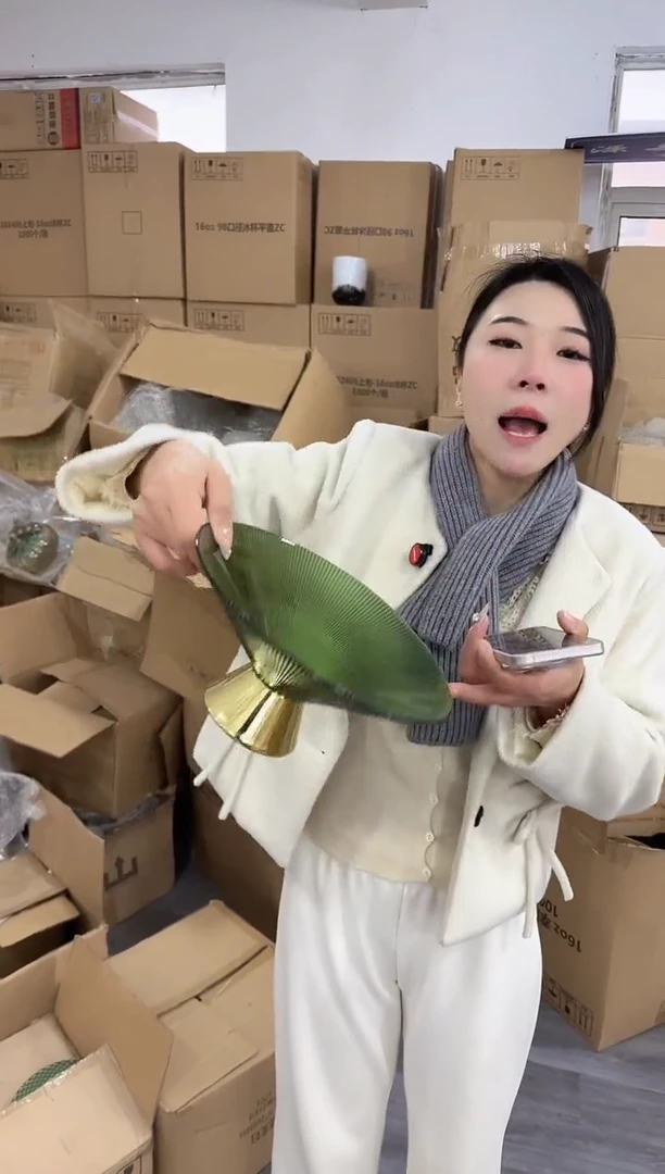 【闪购商品】琉璃瑞鸿花器-z-10早