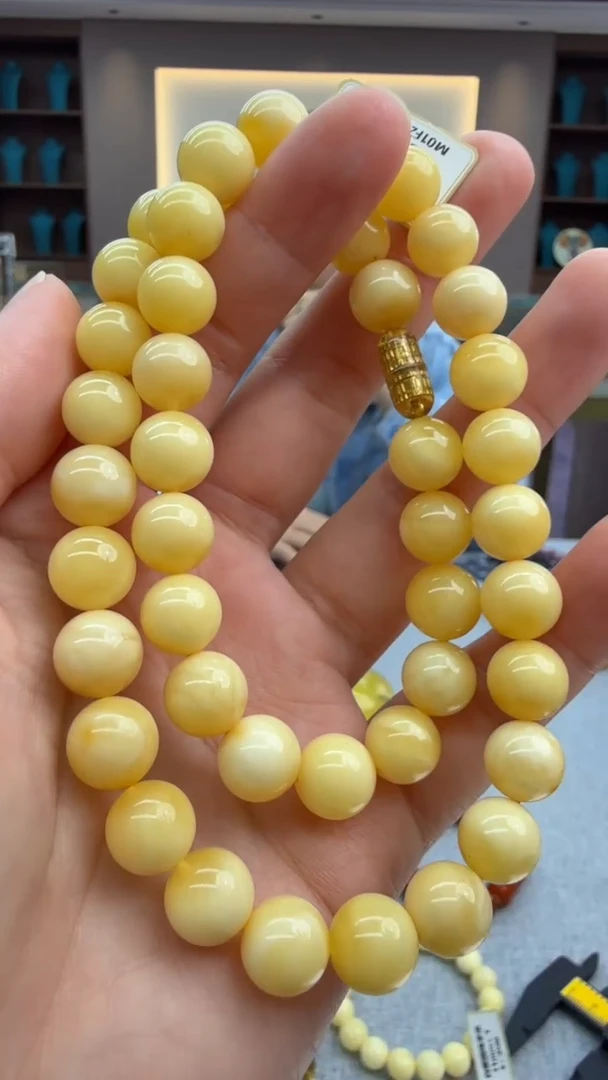 琥珀颈饰未镶嵌493秒拍号 假一罚三