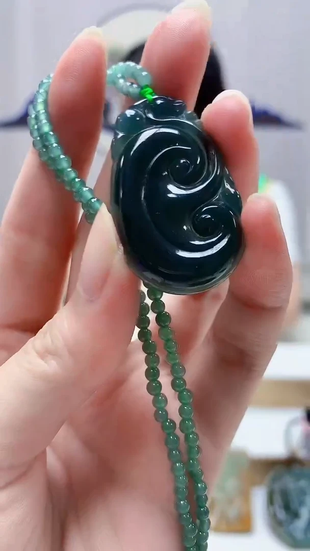 未镶嵌定制翡翠4852zm-毛货赠珠链挂件35