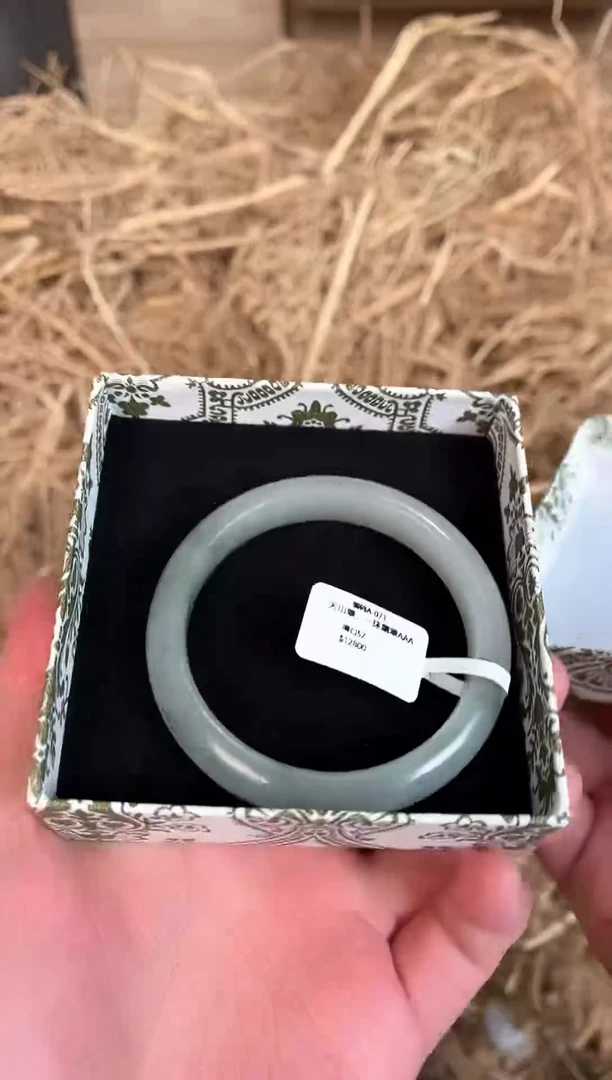 未镶嵌手镯石英质玉编码A-071