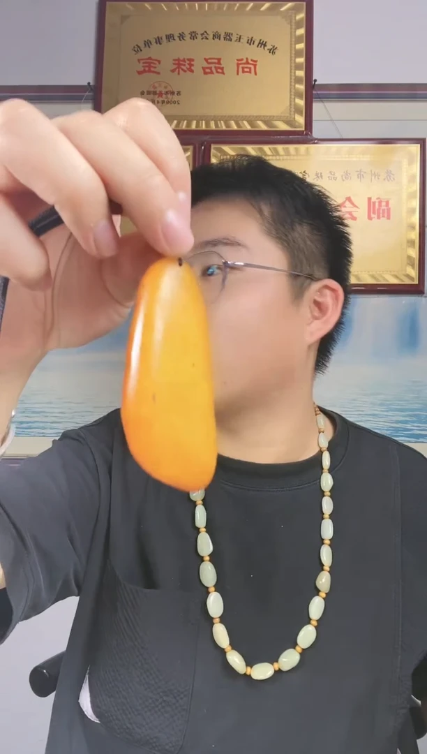 颈饰未镶嵌和田玉100