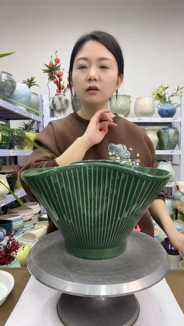 【12.24】花盆链接 高：19  口：30