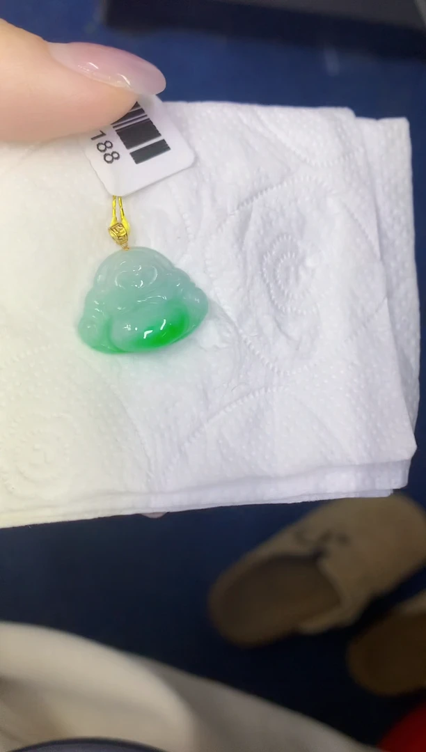 颈饰18K金镶嵌翡翠缅甸天然翡翠A货