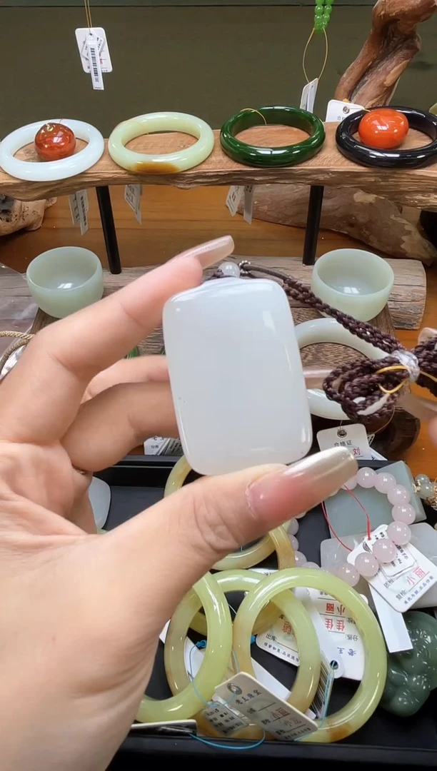 吊坠(不含链)未镶嵌和田玉黑山料 无事牌 9013600