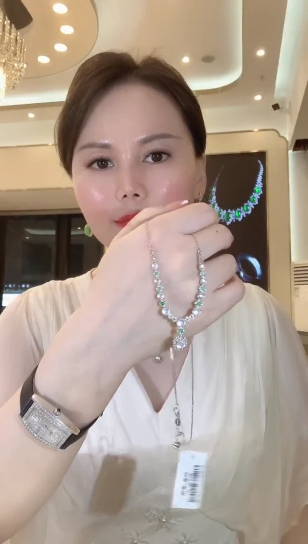 套链18K金镶嵌翡翠C128 多样性发货一件