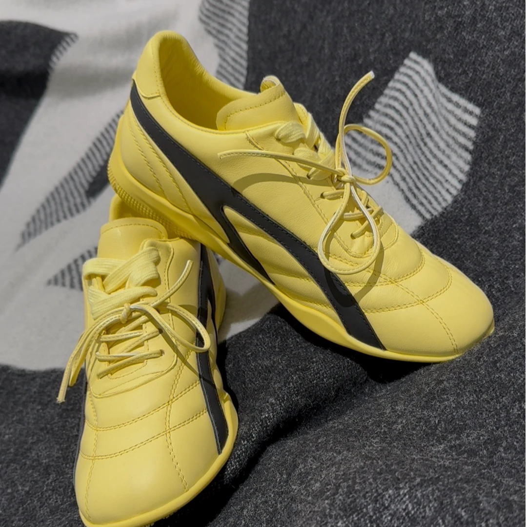 【HAV】  新款时髦百搭圆头凌形格撞色系带德训鞋