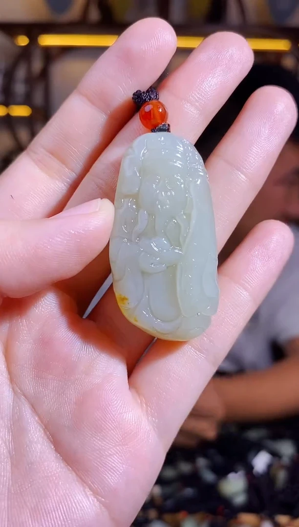 颈饰未镶嵌和田玉1