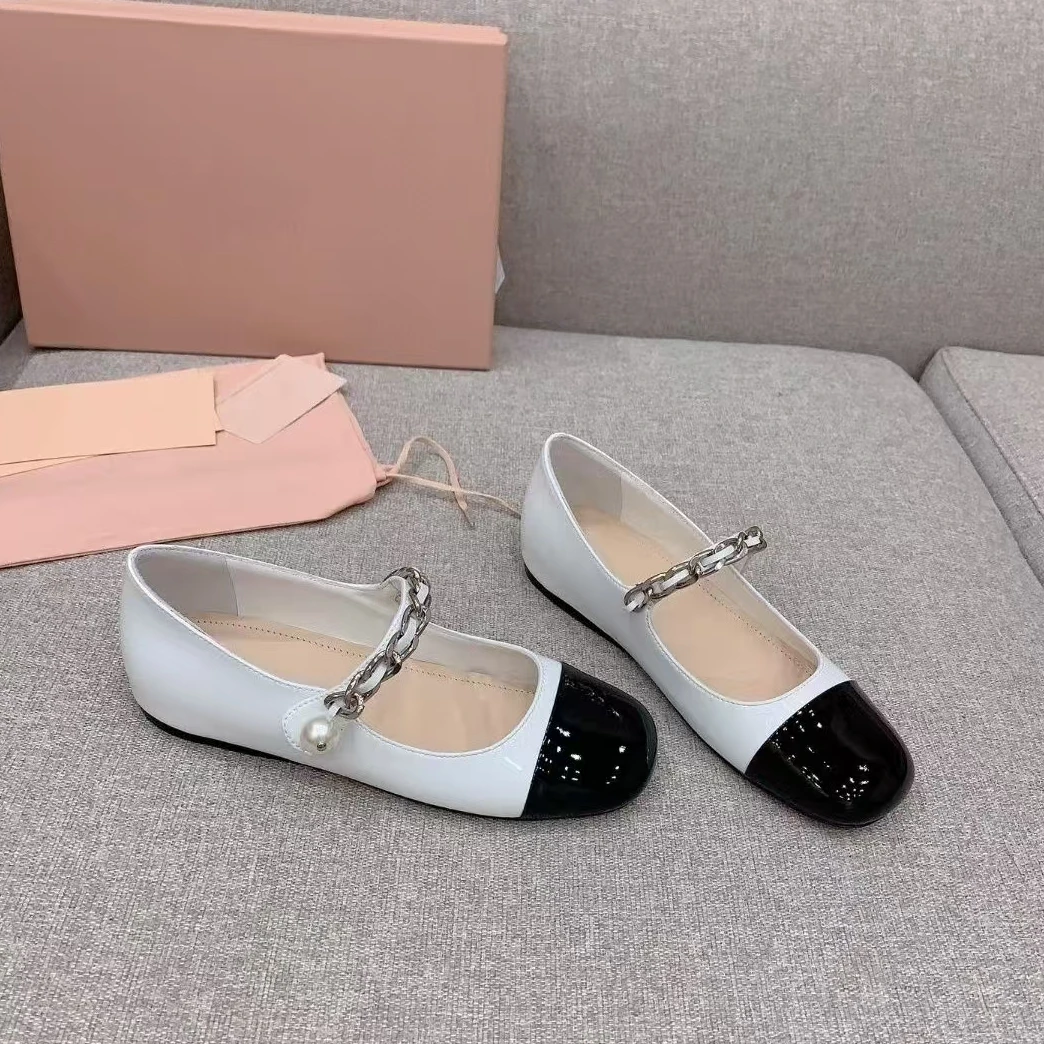 99新 MIU MIU/缪缪 新款漆皮平底休闲鞋35码