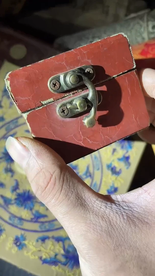 香榧木复古风设计彰显独特魅力红盒子长方1粗