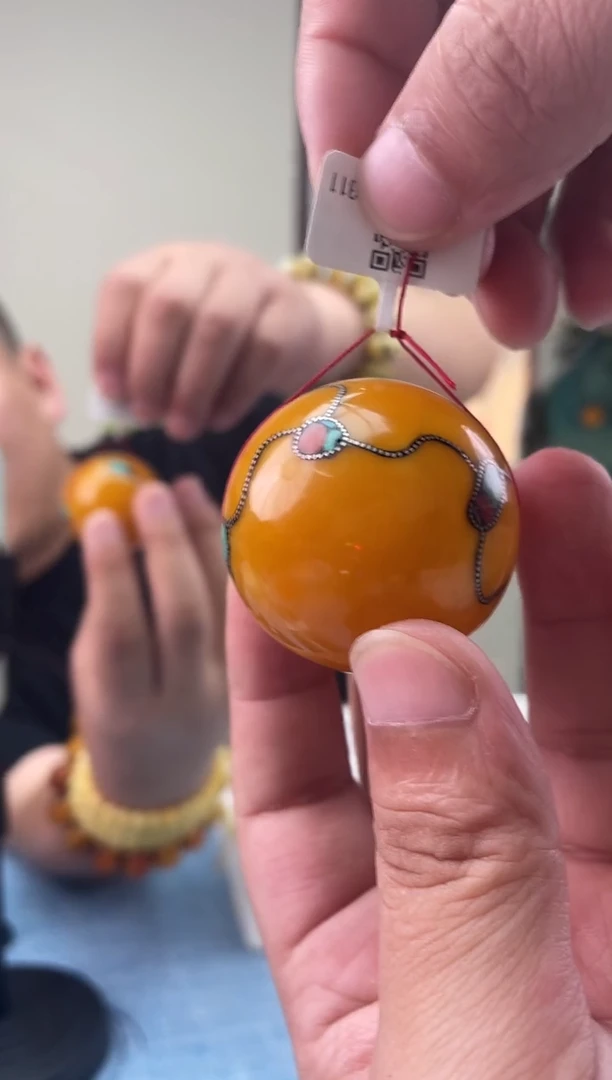 未镶嵌蜜蜡珠宝奇石H41，假一罚十多样性发其一H