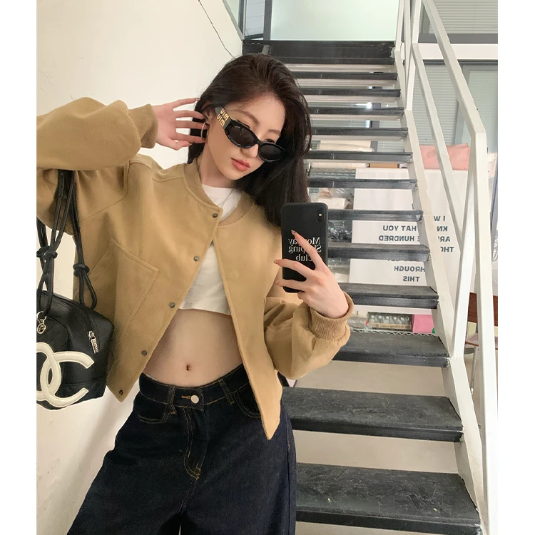 卡其色高级感棒球服短外套女装春秋2025爆款宽松修身百搭长袖夹克