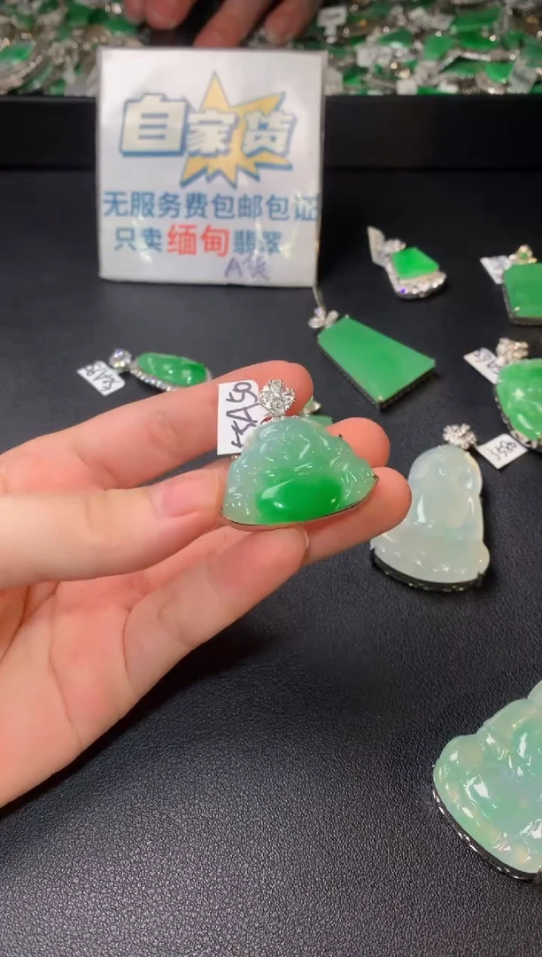 翡翠银S925镶嵌颈饰翡翠1