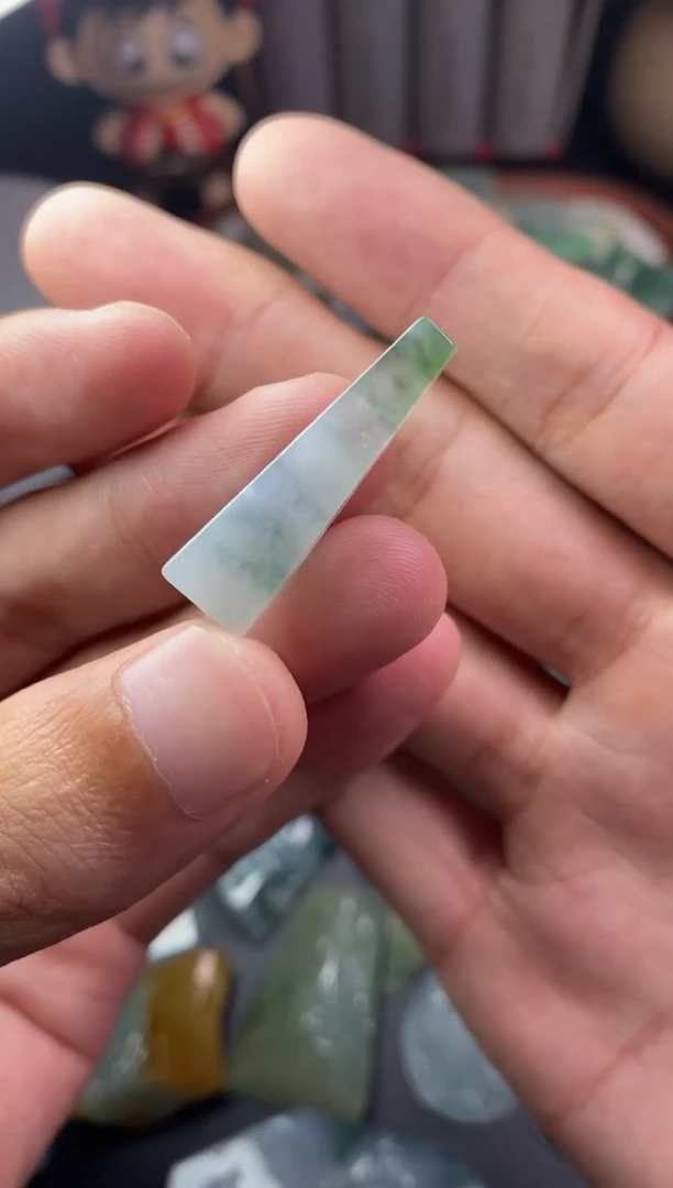 定制翡翠未镶嵌翡翠片料定制未镶嵌6.30-12