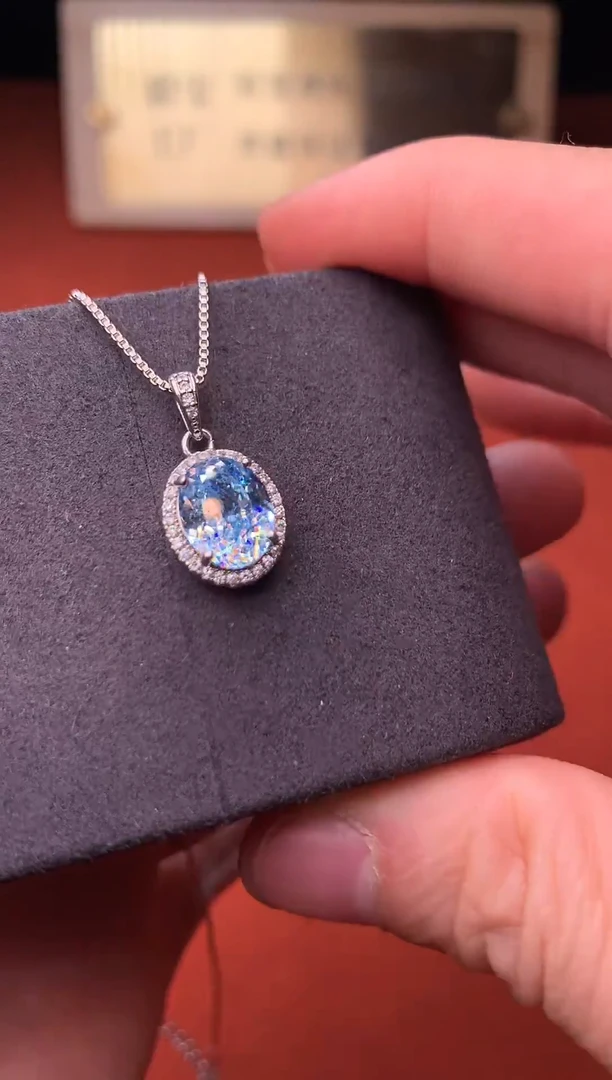 银S925镶嵌颈饰海蓝宝石1111