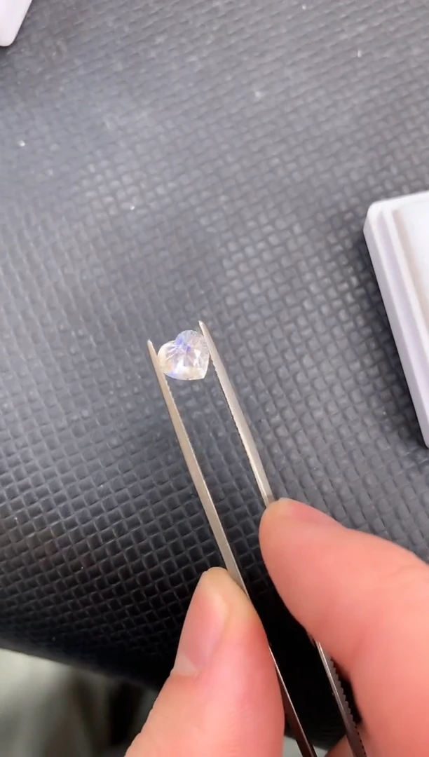 【闪购商品】月光石裸石未镶嵌天然彩虹月光石1.5ct