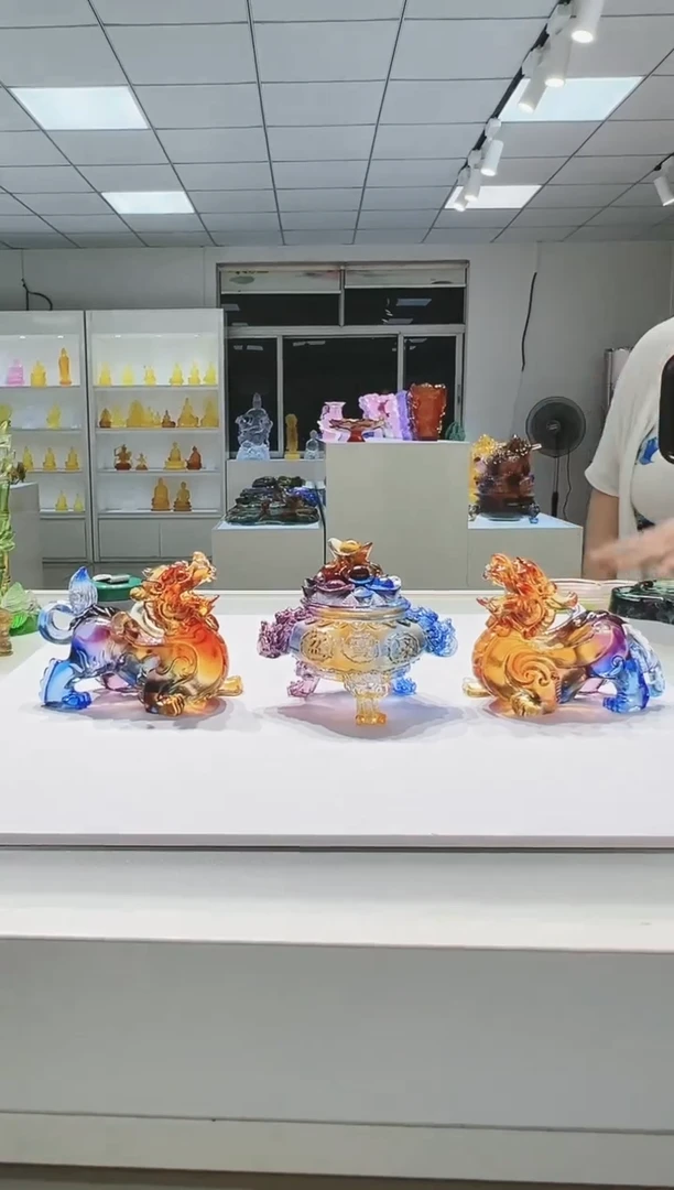 手工艺品琉璃古法琉璃一对貔貅加聚宝盆