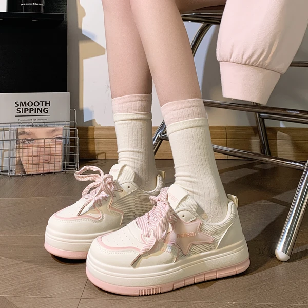 人本女鞋星星鞋子女新款2025爆款百搭学生休闲鞋厚底增高小白鞋女