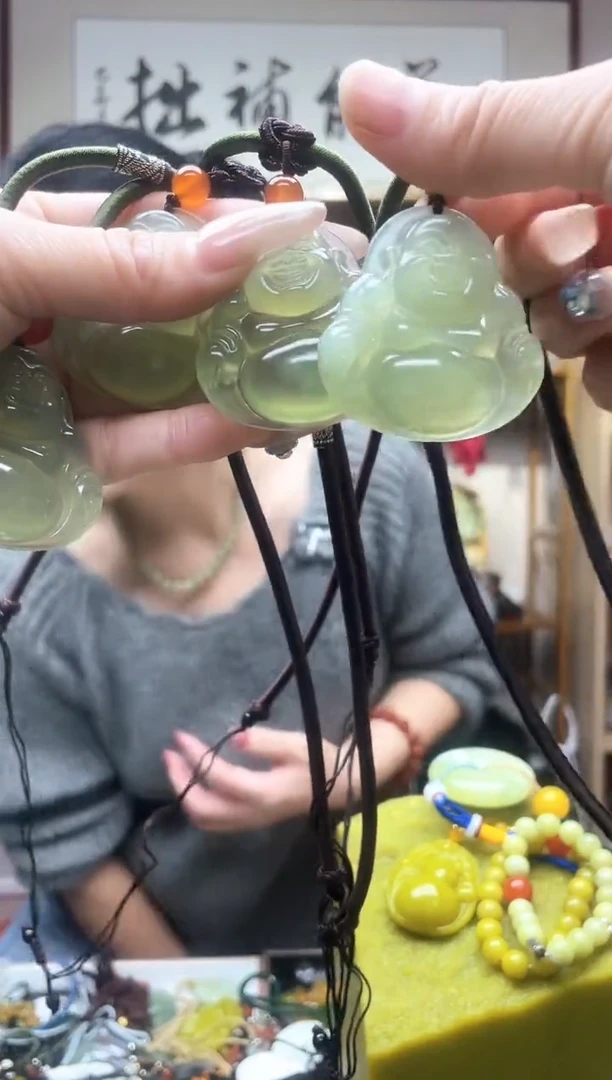 未镶嵌岫玉吊坠多样性发货拍一发一
