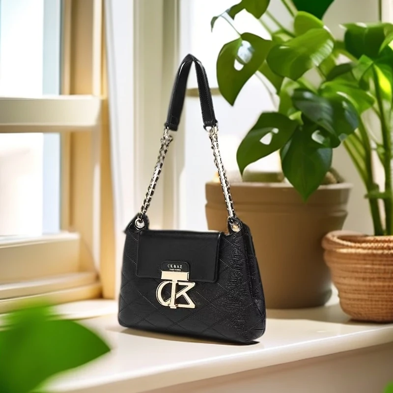 轻奢新款黑色单肩斜挎包单肩包大容量