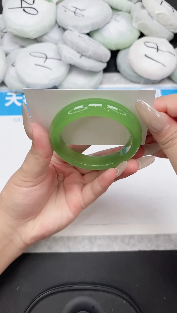 女款工艺手镯48-56.1