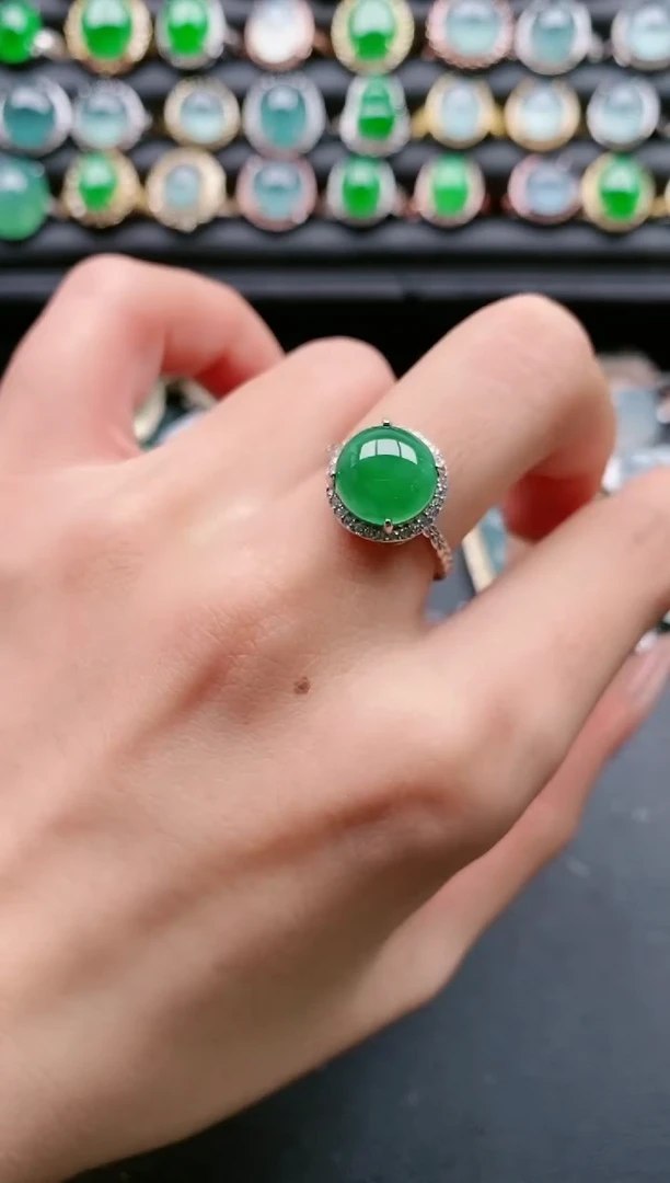【闪购商品】翡翠戒指银S925镶嵌111111