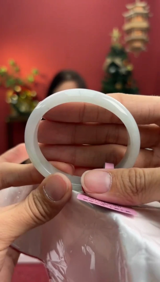 未镶嵌手镯（贵妃镯）翡翠翡翠手镯4