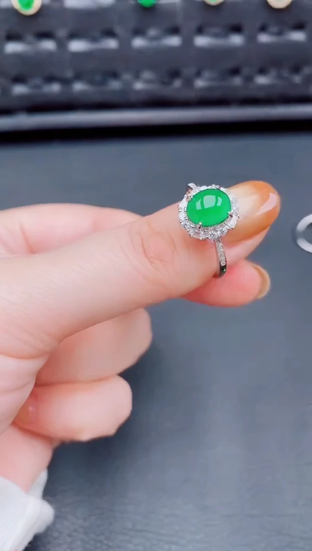 【闪购商品】翡翠戒指银S925镶嵌天然a货翡翠201