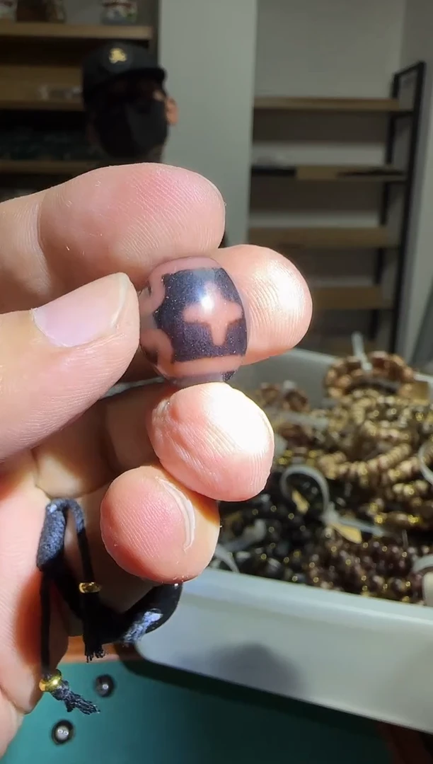 玛瑙/玉髓124未镶嵌-05024 多样性发其一不编