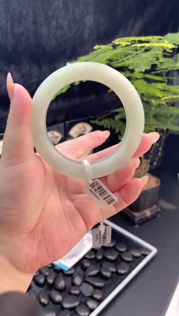 定制翡翠手镯未镶嵌普*手镯