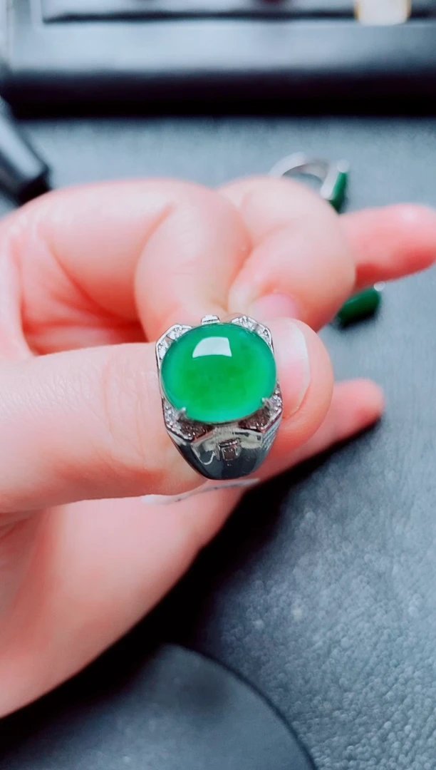 银S925镶嵌戒指翡翠1111