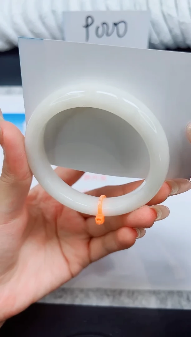 和田玉手镯未镶嵌HT207-60.5