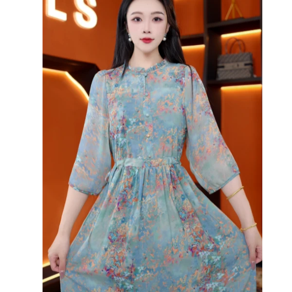 彩色天空-2025新款高档显瘦减龄连衣裙716